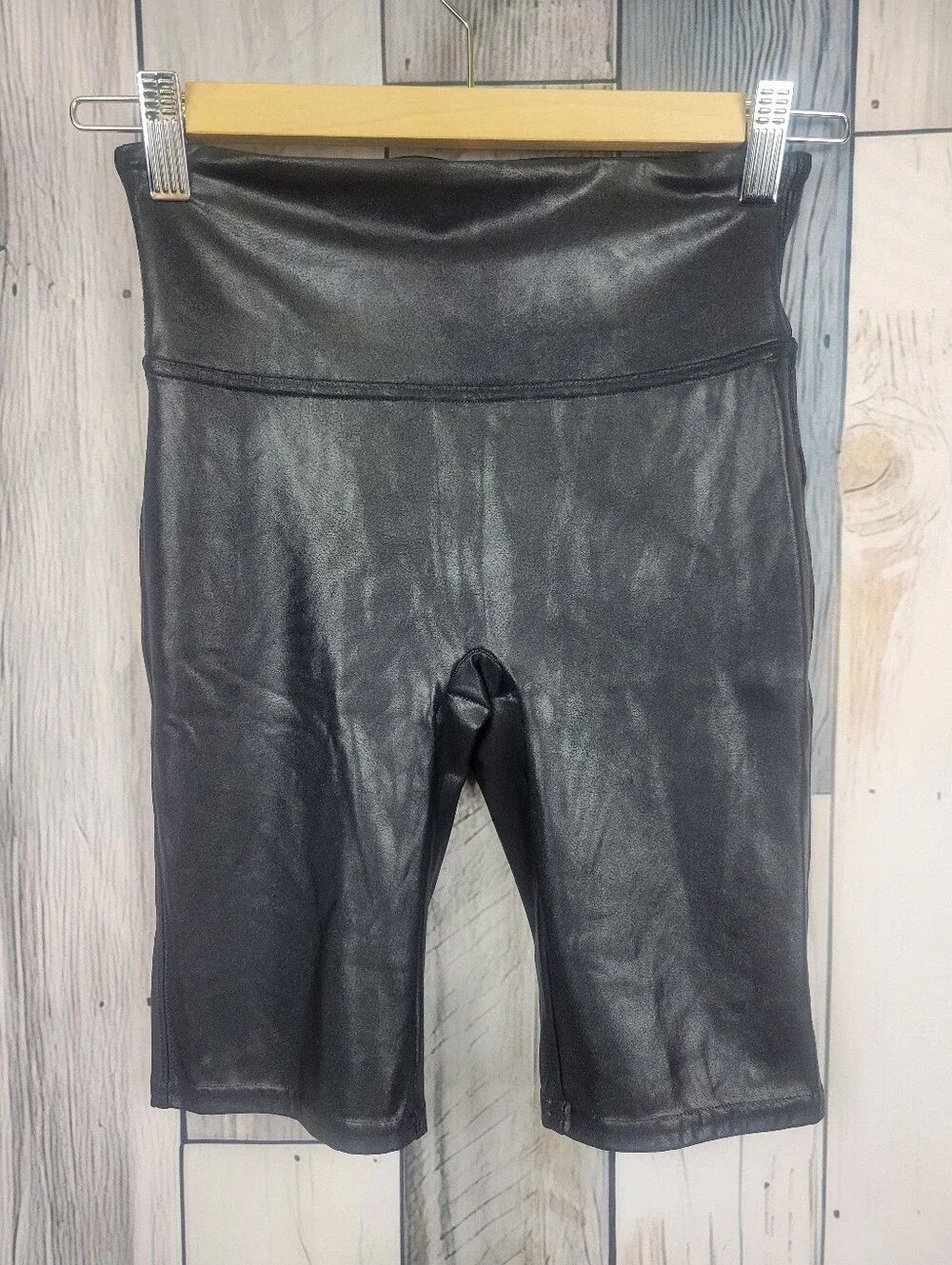 Spanx Faux Leather Black Shimmery Biker Shorts Size Small